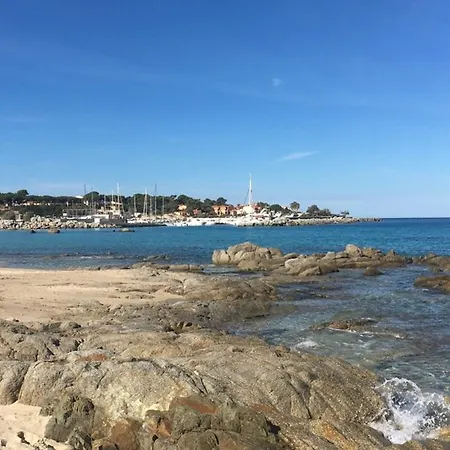 2p5c A Avec Clim, Parking Et Terrasse A 100m De La - Fr-1-63-283 Apartman *